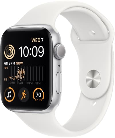 Apple Watch SE 2022, 44 мм, корпус из алюминия серебристого цвета, спортивный ремешок — фото 1 из 8
